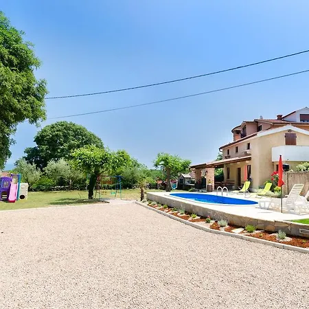 House With A Pool Semesterbostad Poljice(Krk)