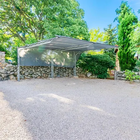 House Poljica With A Pool