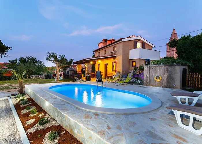 Hébergement de vacances House With A Pool *