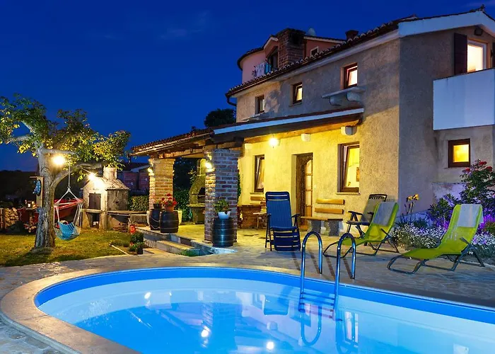House With A Pool Hébergement de vacances Poljice(Krk)