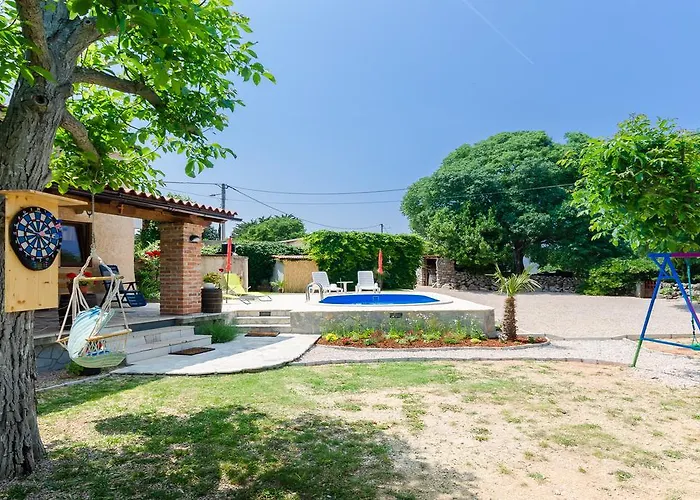 Hébergement de vacances House With A Pool